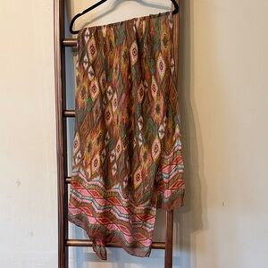 Colorful Geometric Patterned Scarf